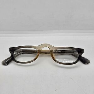 Design Optics gray and brown readers +1.25